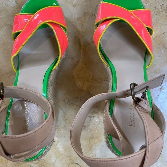Enzo Angiolini wedge platform in neon. Size 10M - Picture 1 of 12